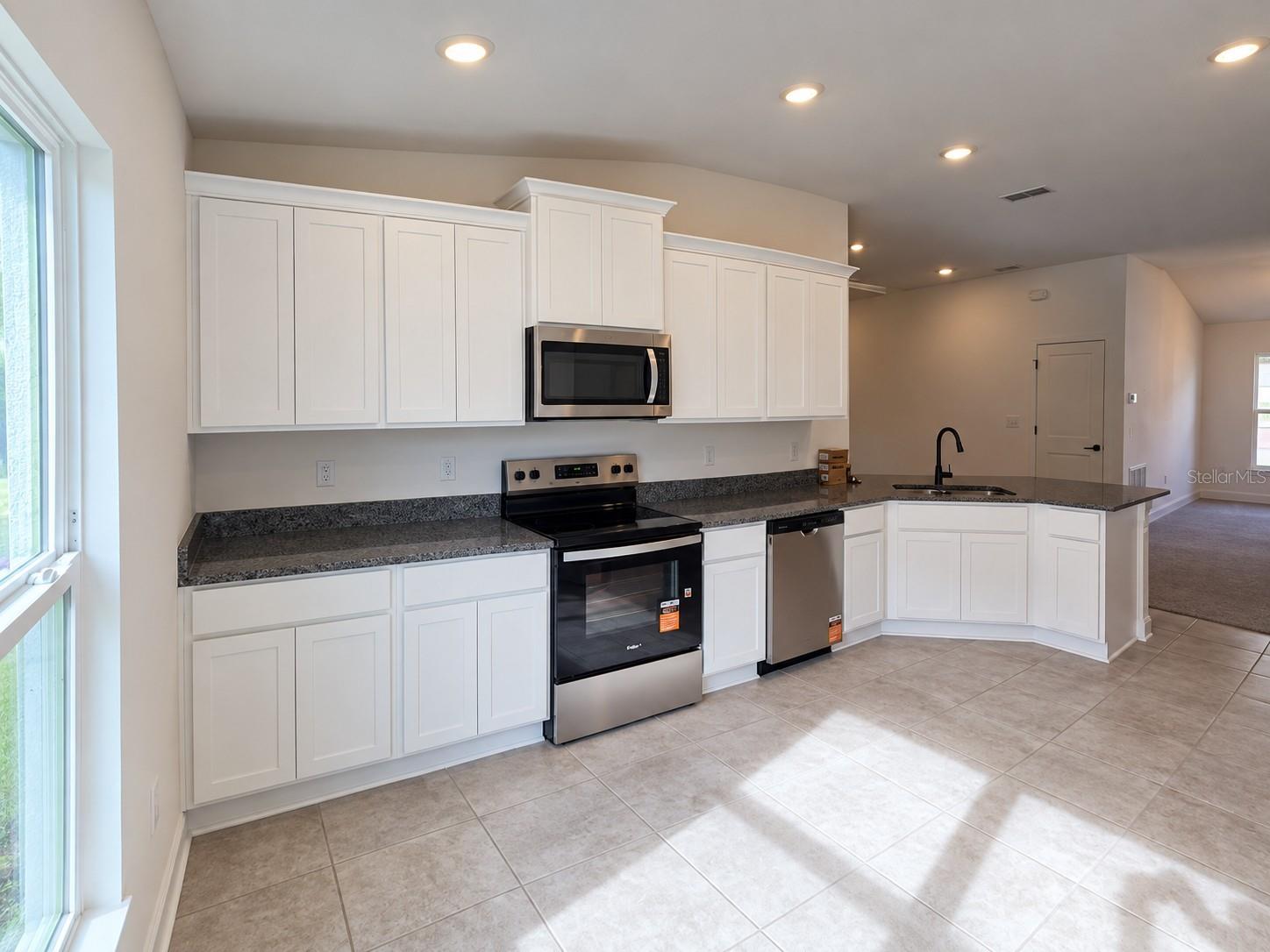 7714 Bent Tree Loop Property Photo 5