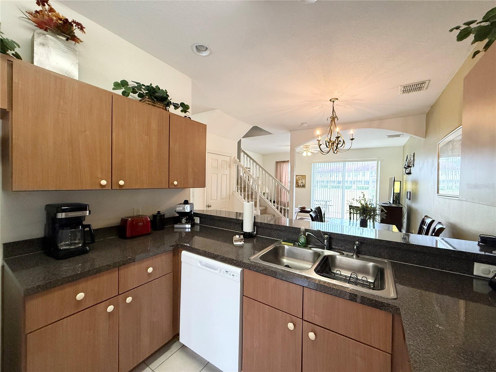 1213 S Beach Cir Property Photo 3
