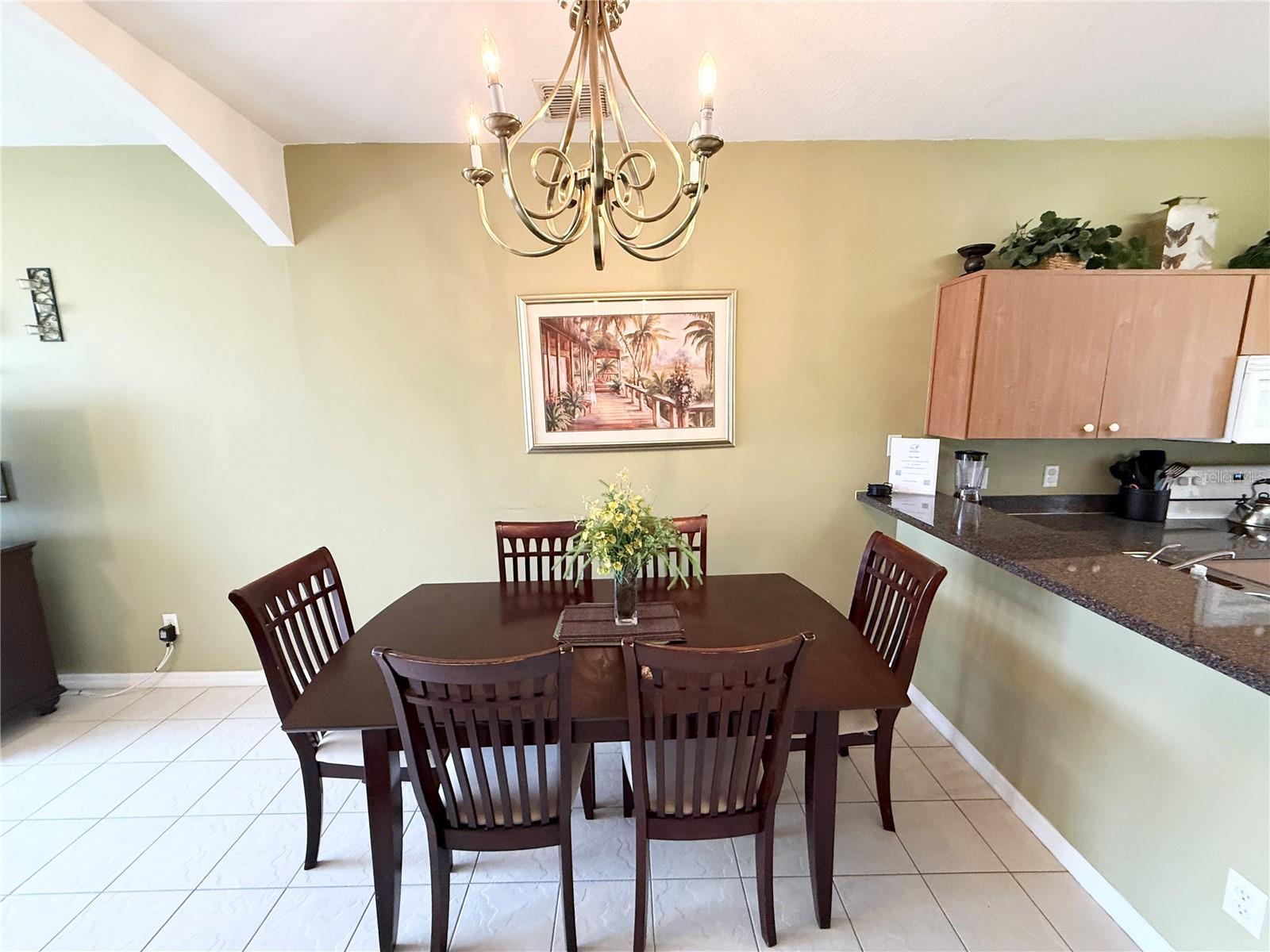 1213 S Beach Cir Property Photo 7