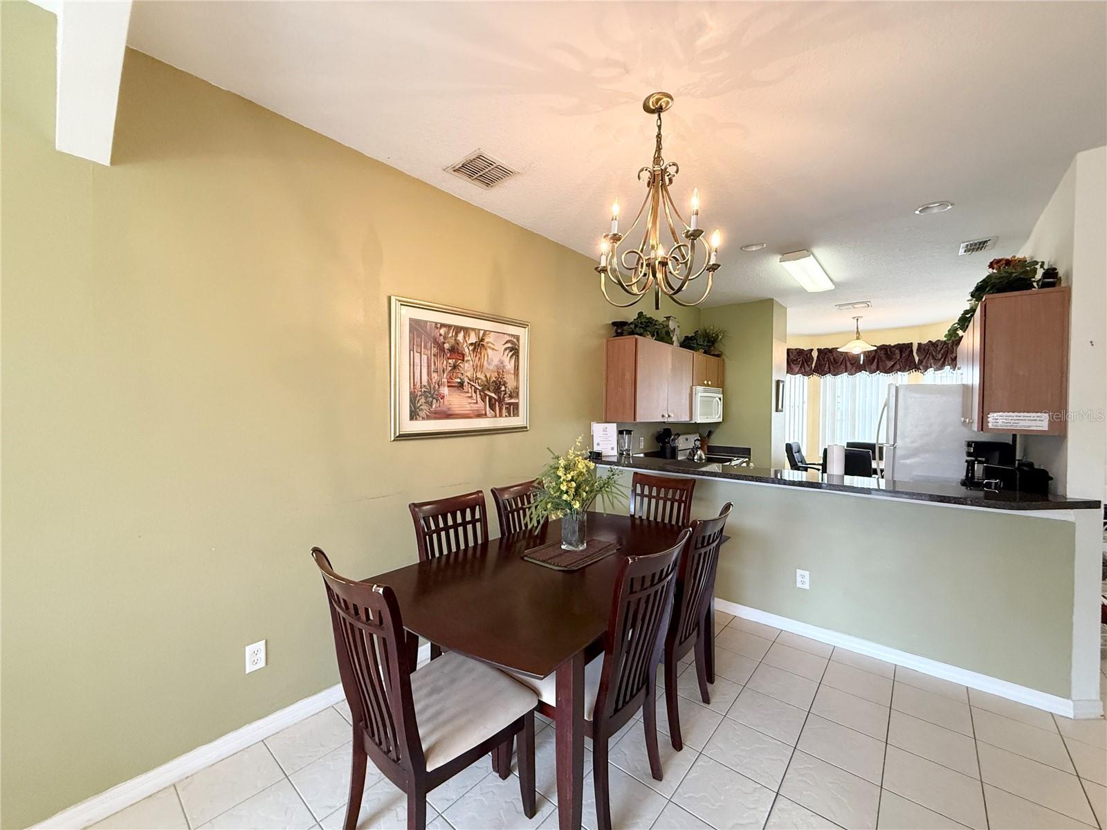 1213 S Beach Cir Property Photo 8