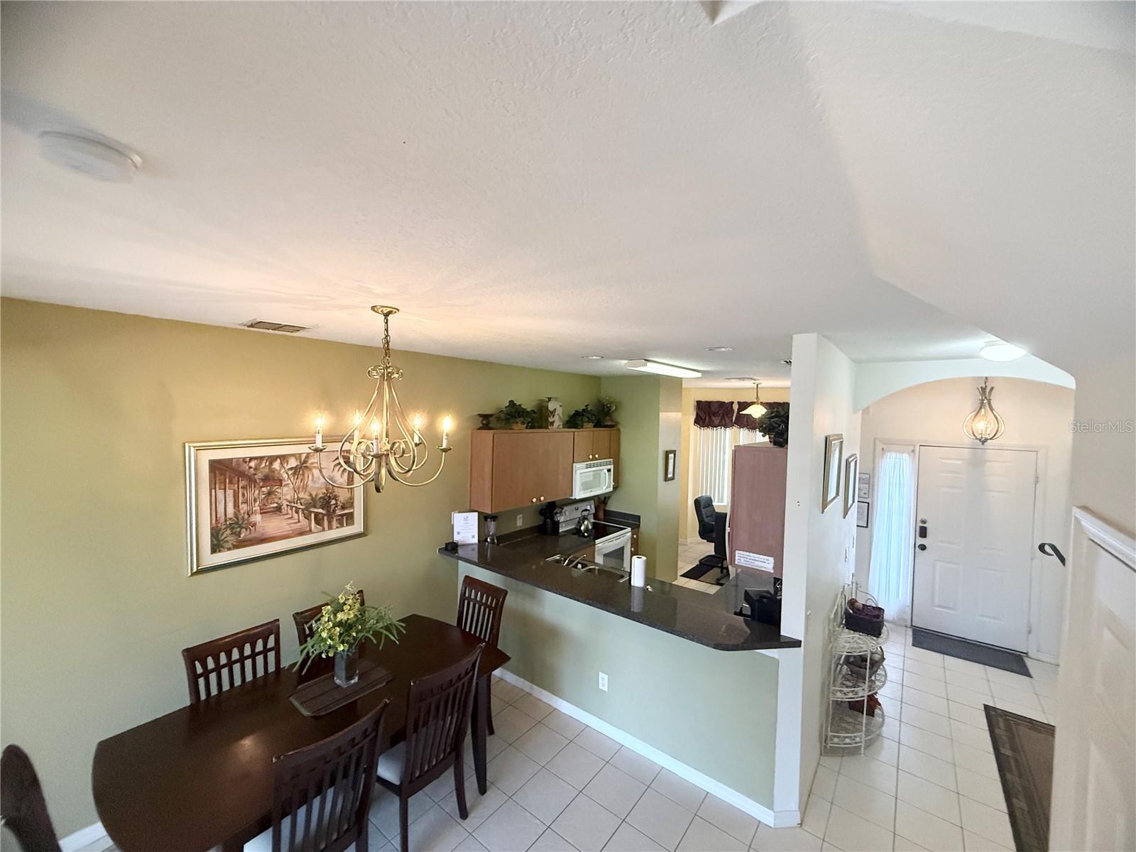 1213 S Beach Cir Property Photo 9