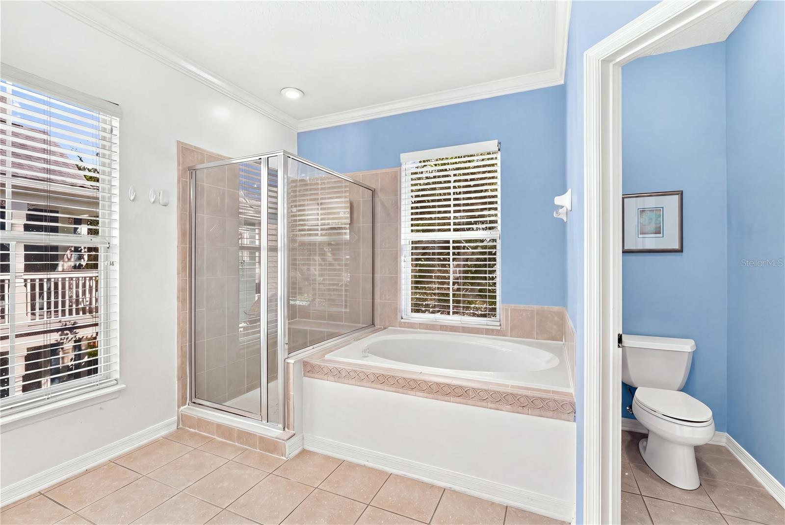 902 Waterside Dr Property Photo 24