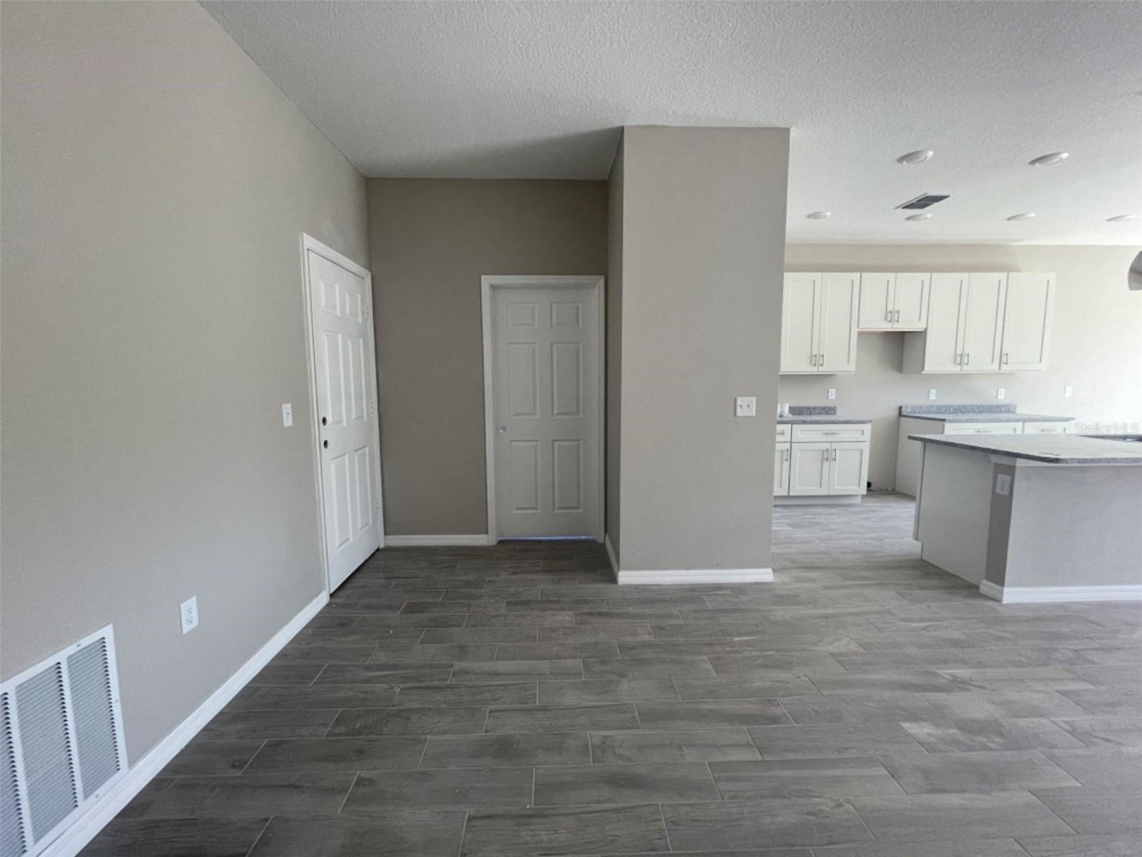 1140 Roan Ct Property Photo 14