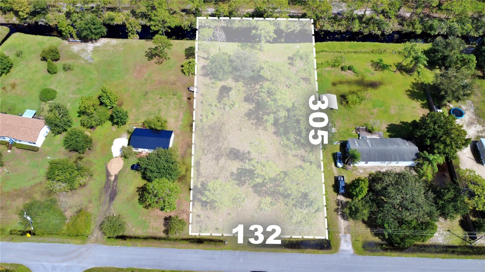 Pierre Ave Property Photo 3
