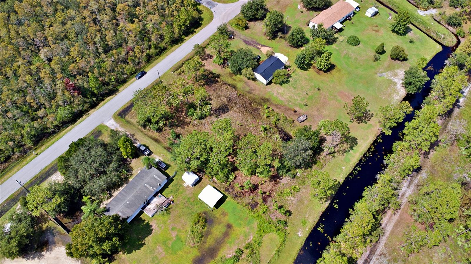 Pierre Ave Property Photo 5