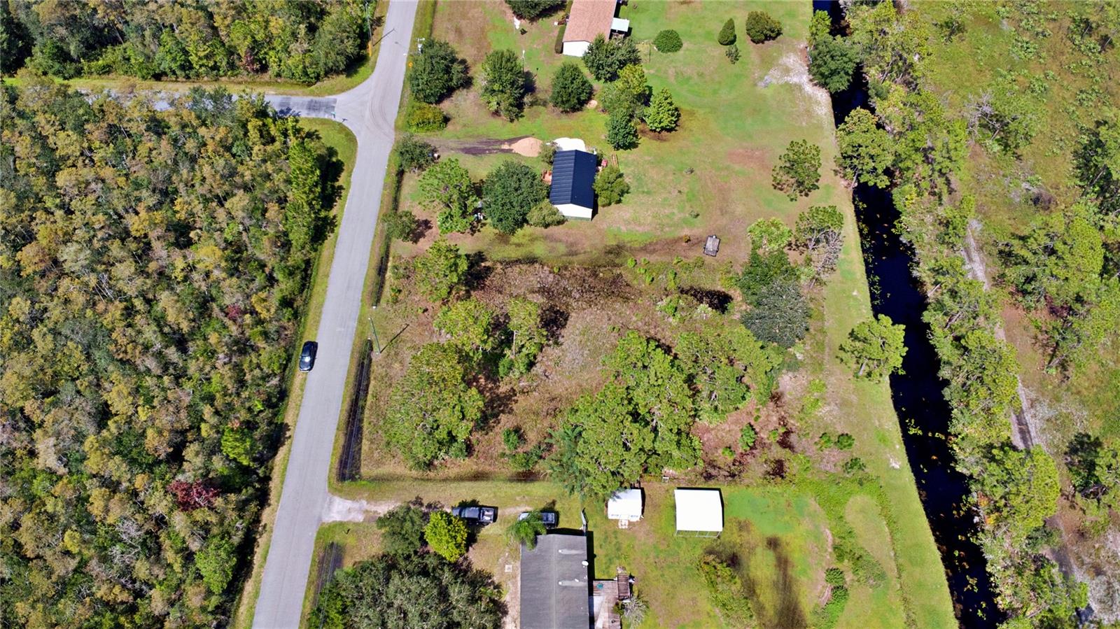 Pierre Ave Property Photo 8