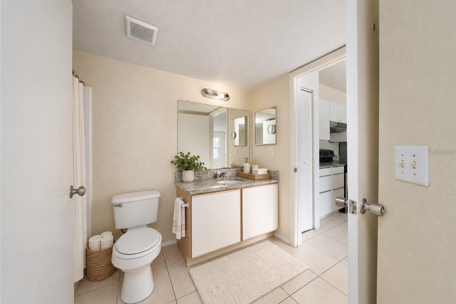 2201 Key West Ct #328 Property Photo 12