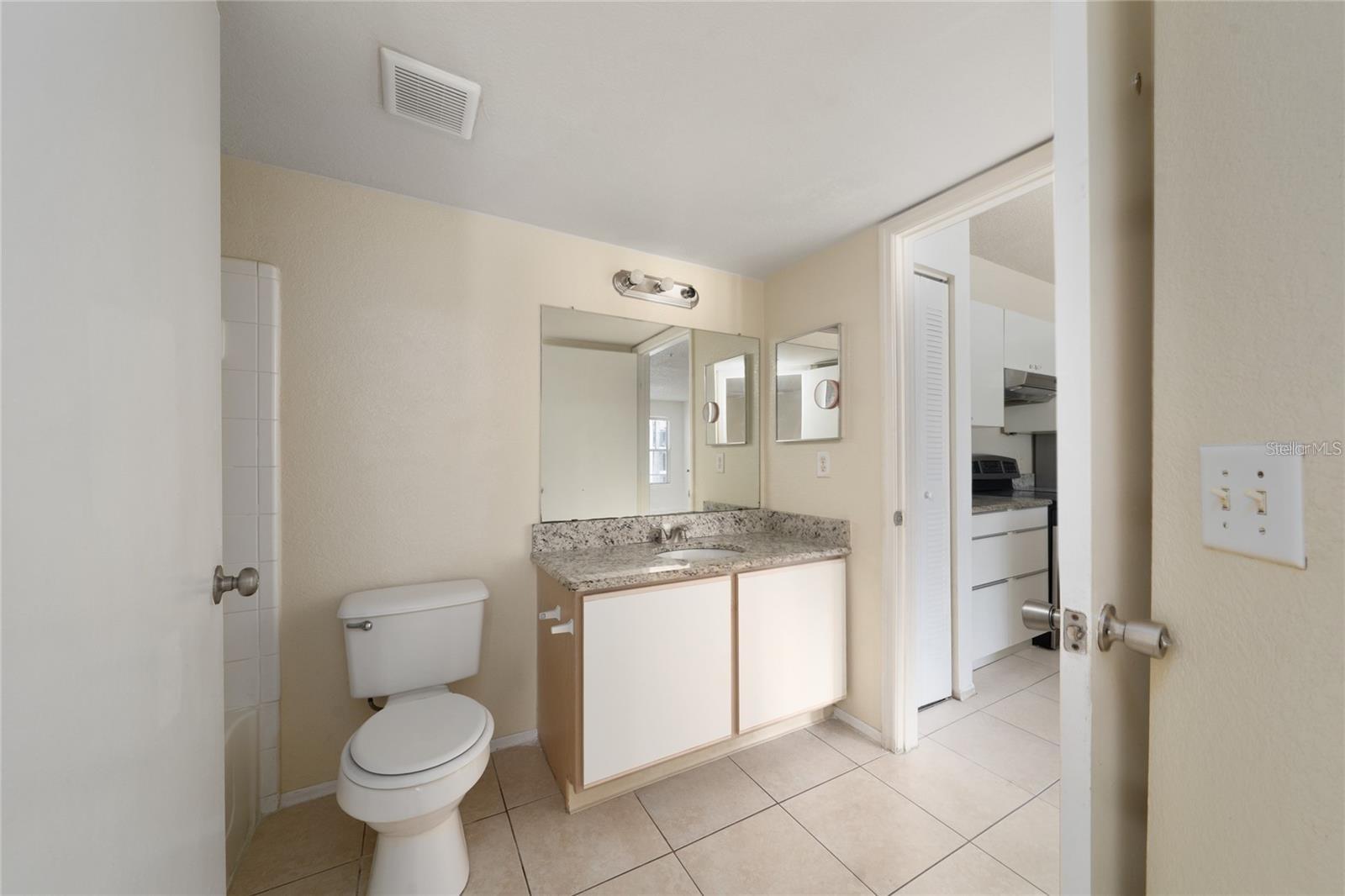 2201 Key West Ct #328 Property Photo 27