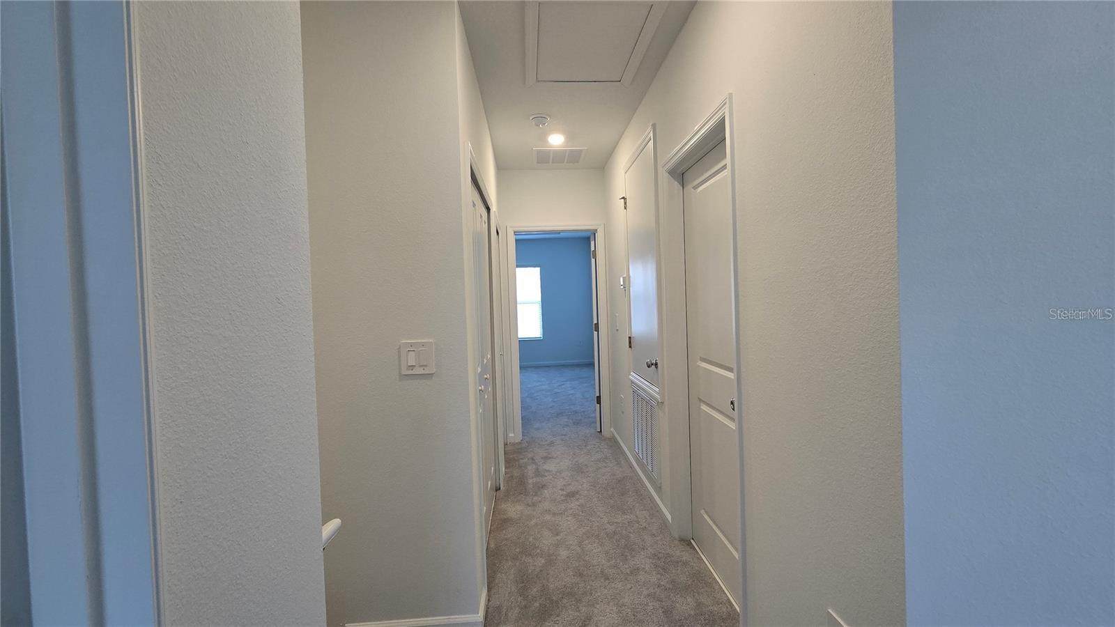 2592 Skyline Loop Property Photo 10