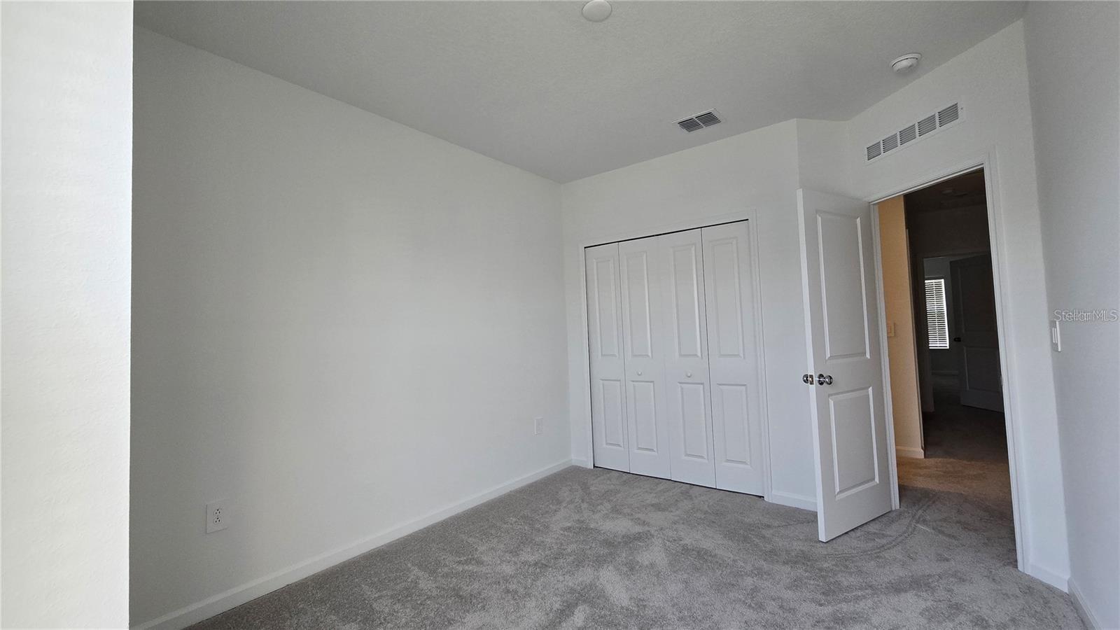 2592 Skyline Loop Property Photo 16