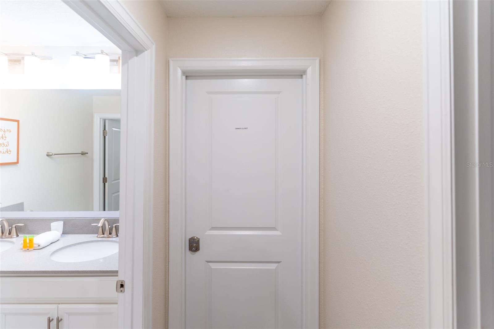 4985 Windermere Ave Property Photo 65