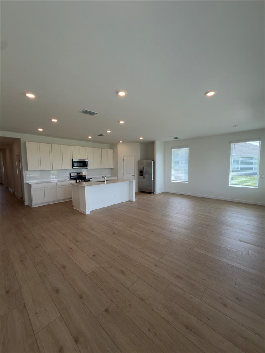 5556 Guava Ct Property Photo 6