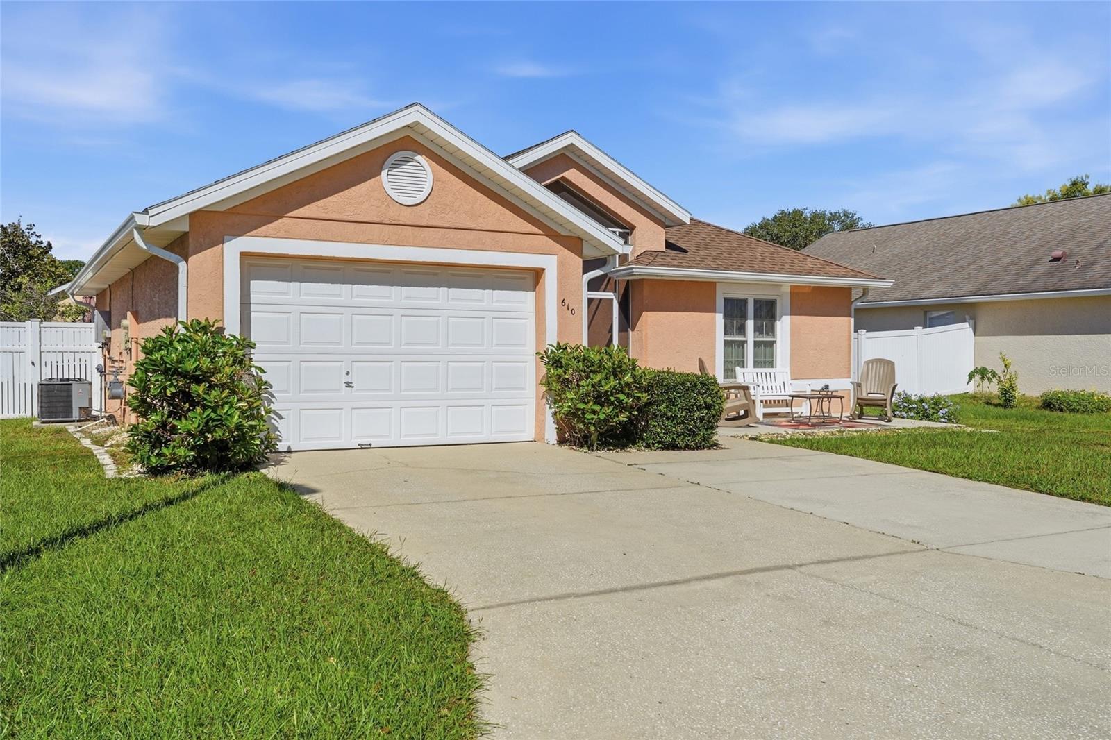 610 Burgoyne Loop Property Photo 1