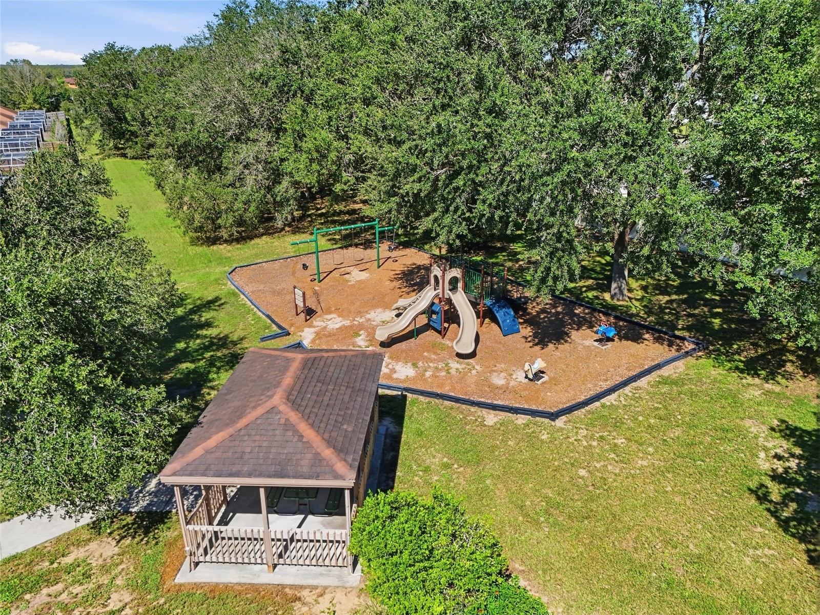 610 Burgoyne Loop Property Photo 13