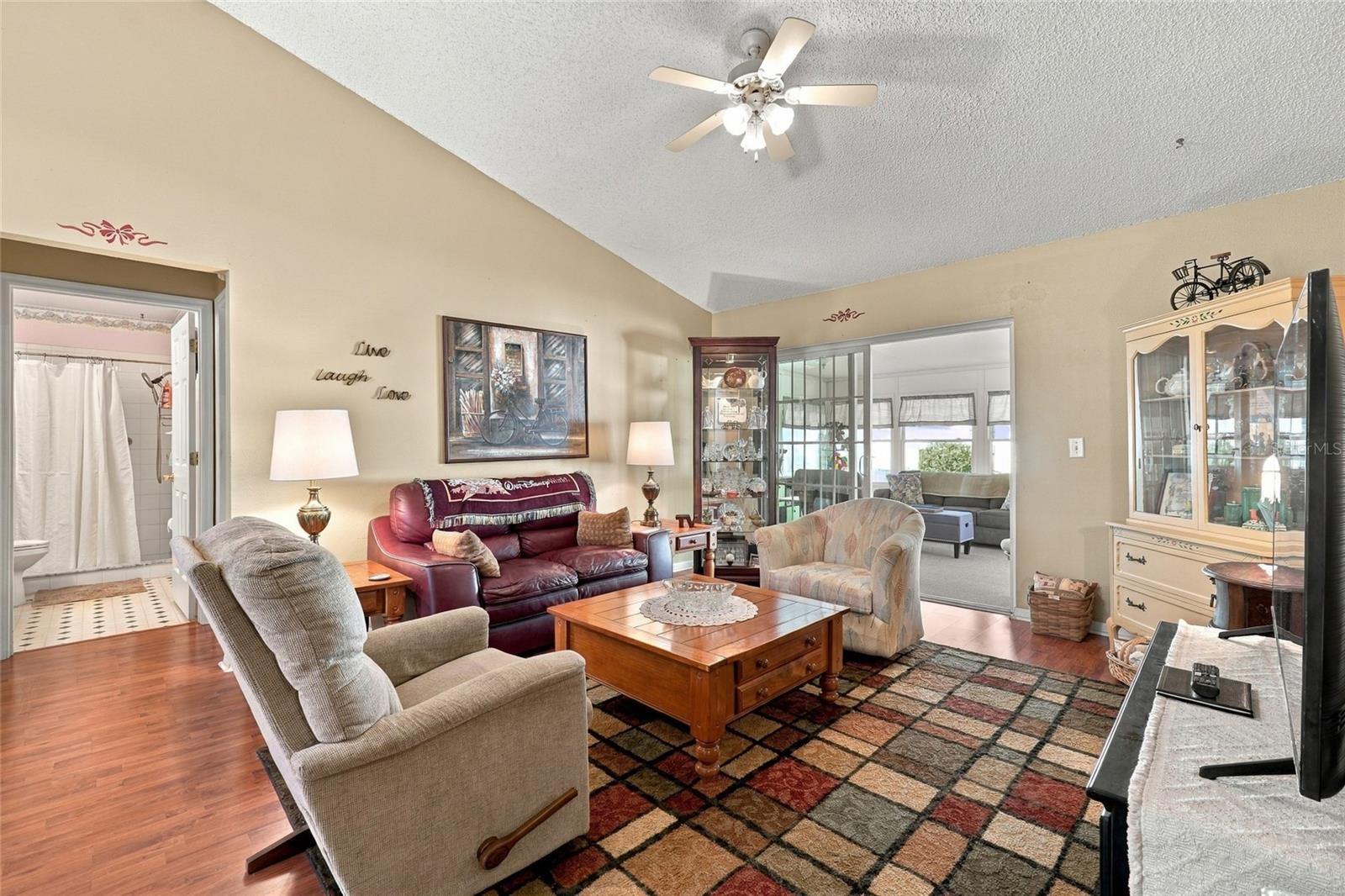 610 Burgoyne Loop Property Photo 21