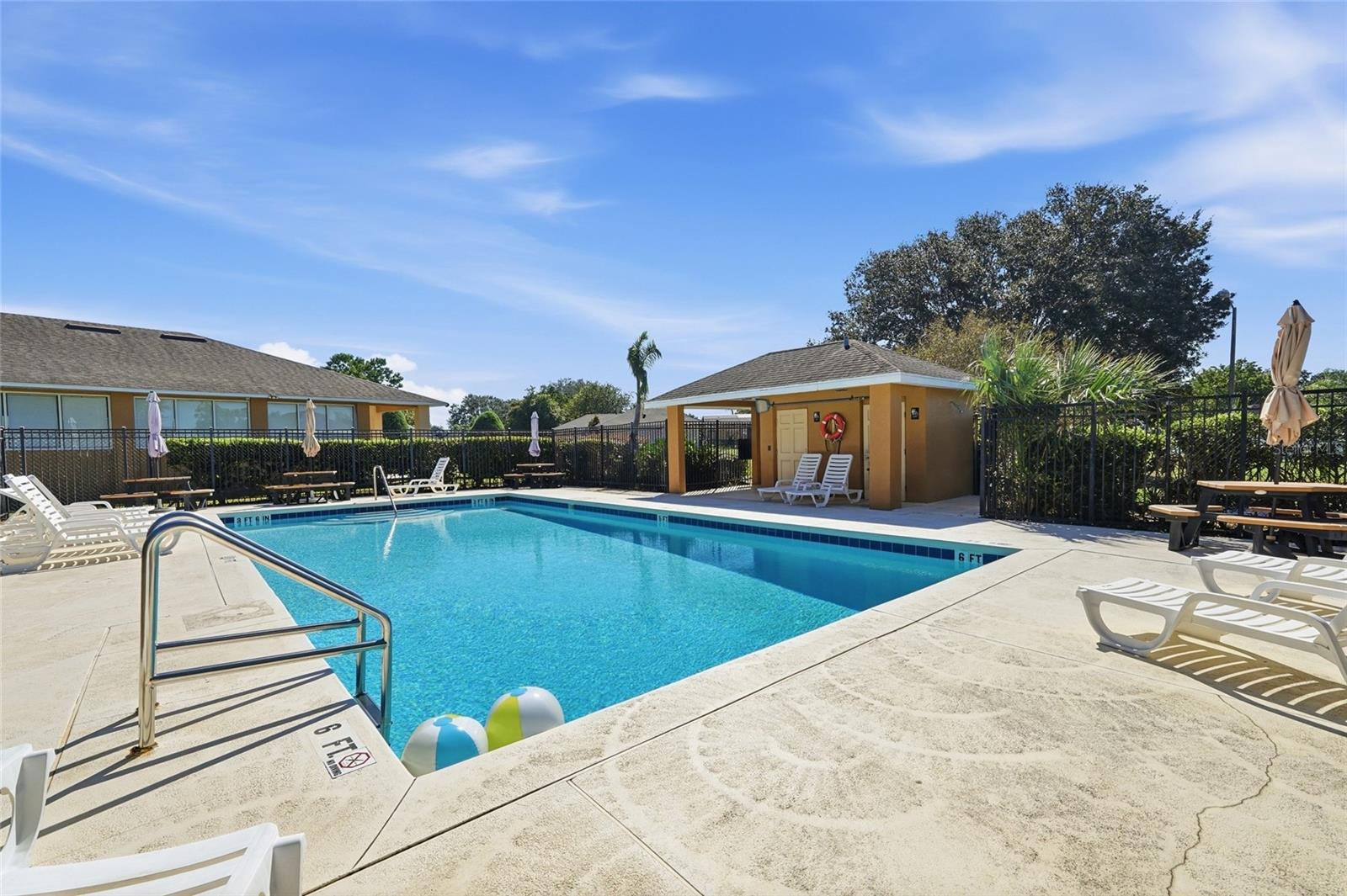 610 Burgoyne Loop Property Photo 44