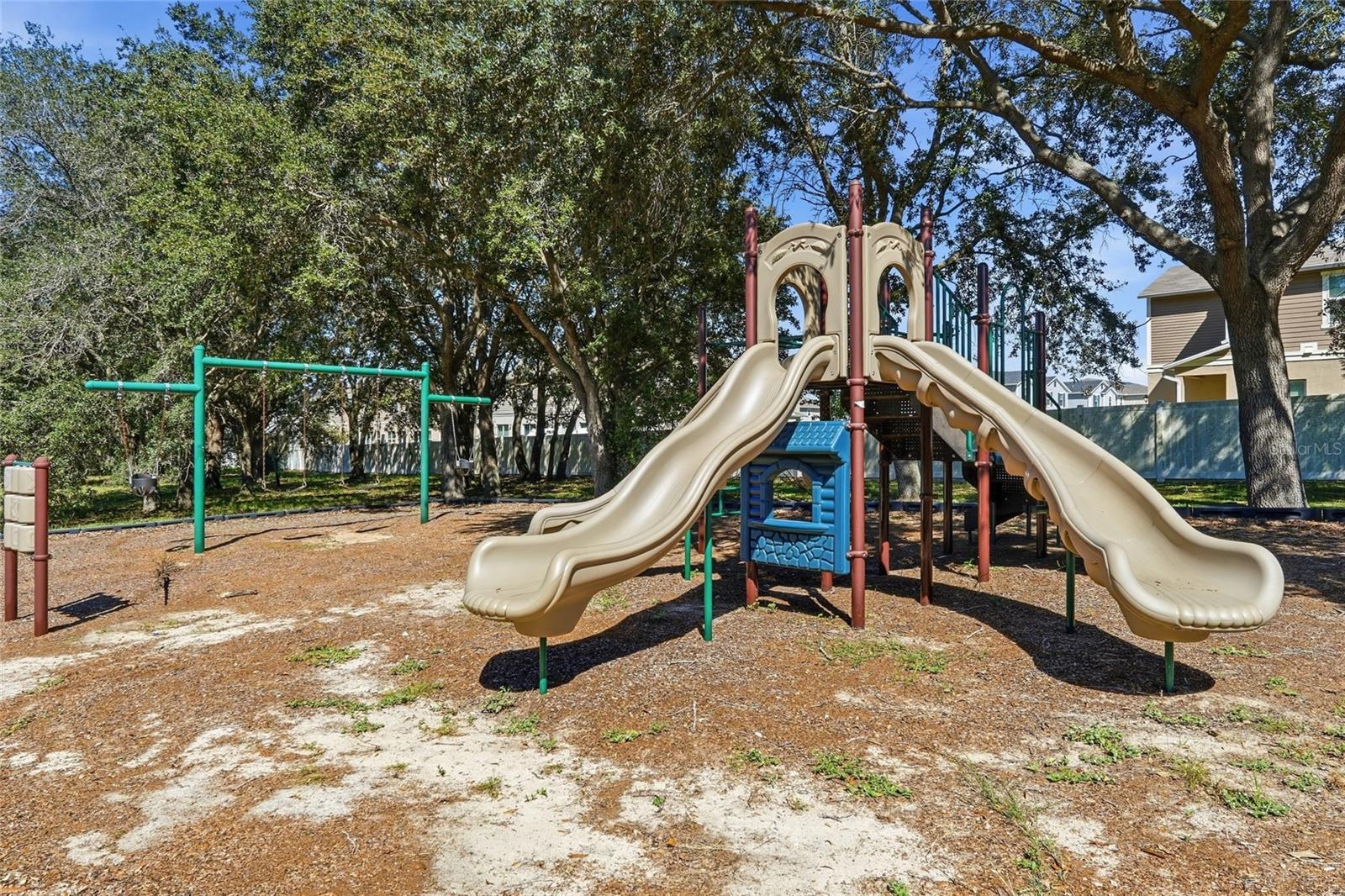 610 Burgoyne Loop Property Photo 45