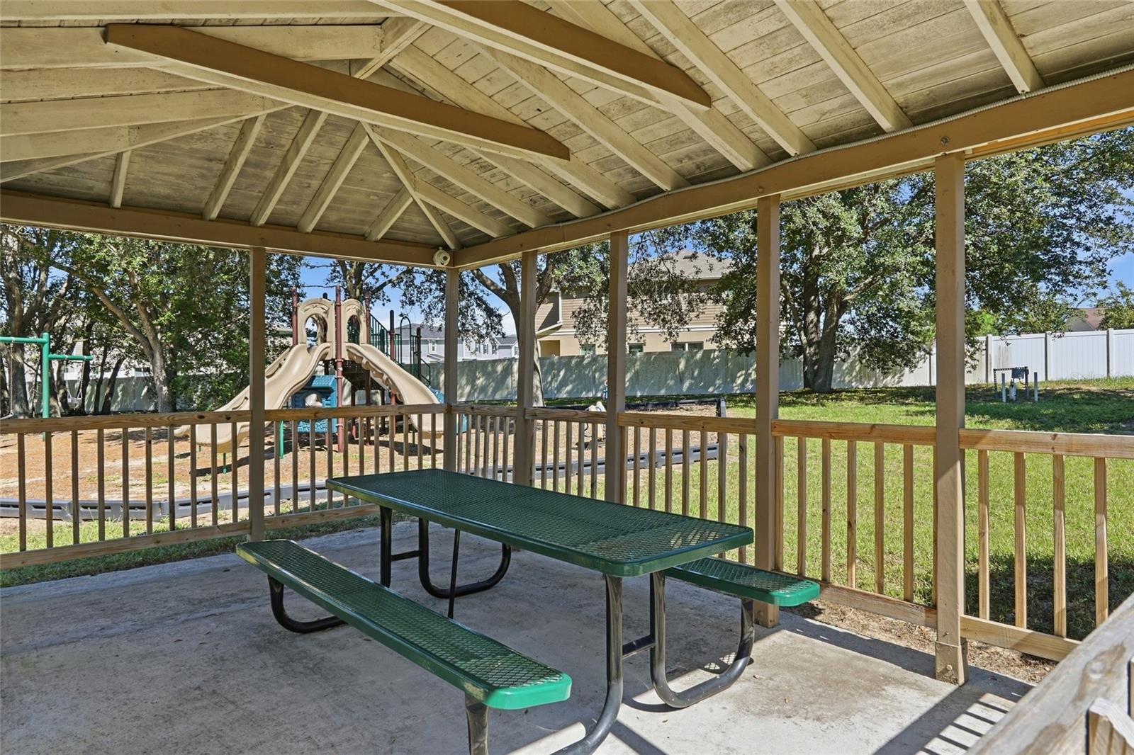610 Burgoyne Loop Property Photo 46