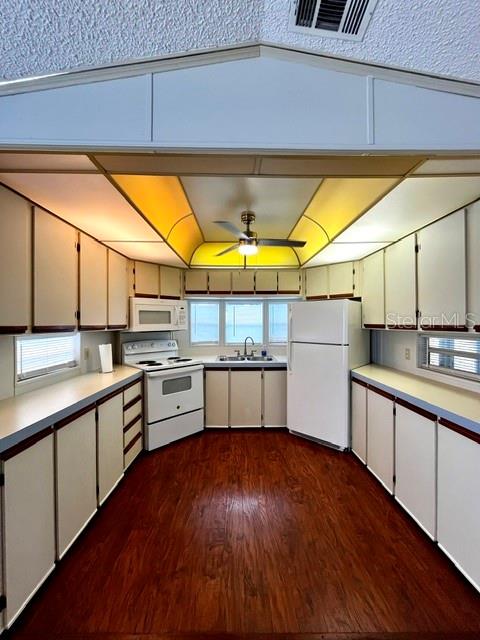 50989 Highway 27 #128 Property Photo 7