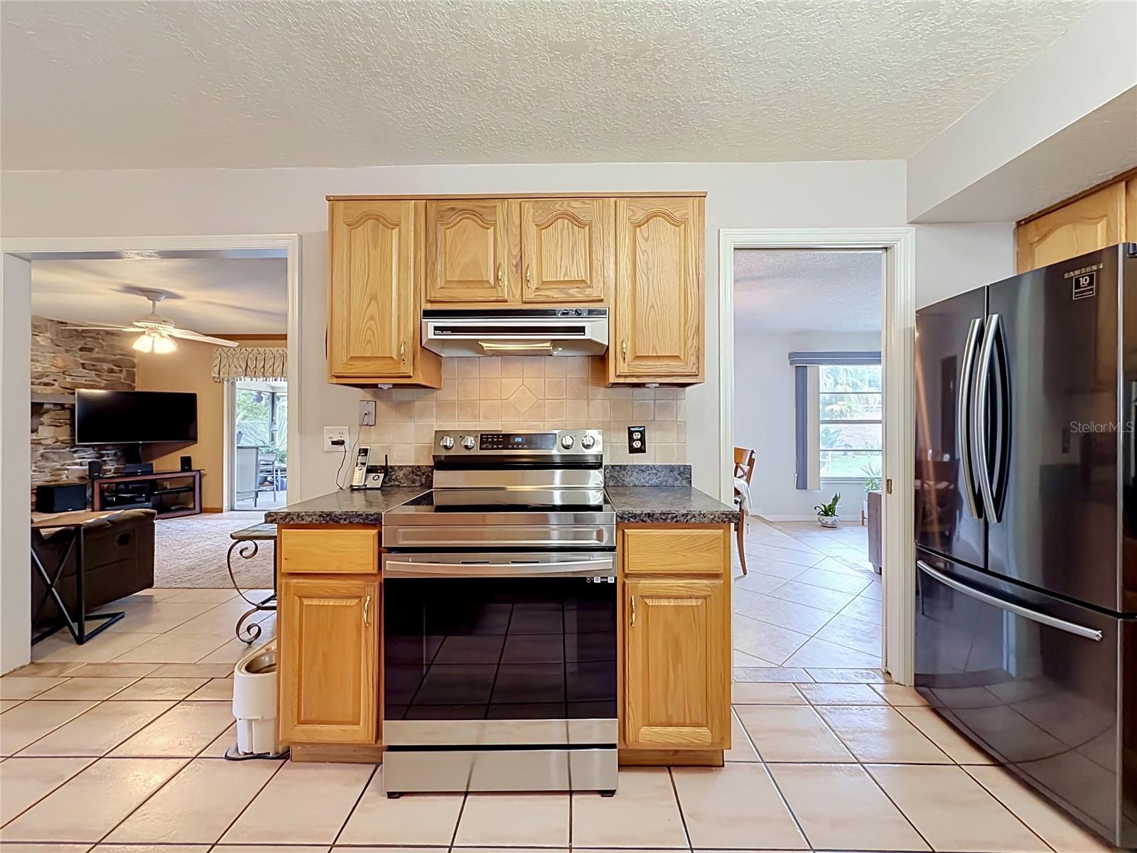 4148 Floralwood Ct Property Photo 14