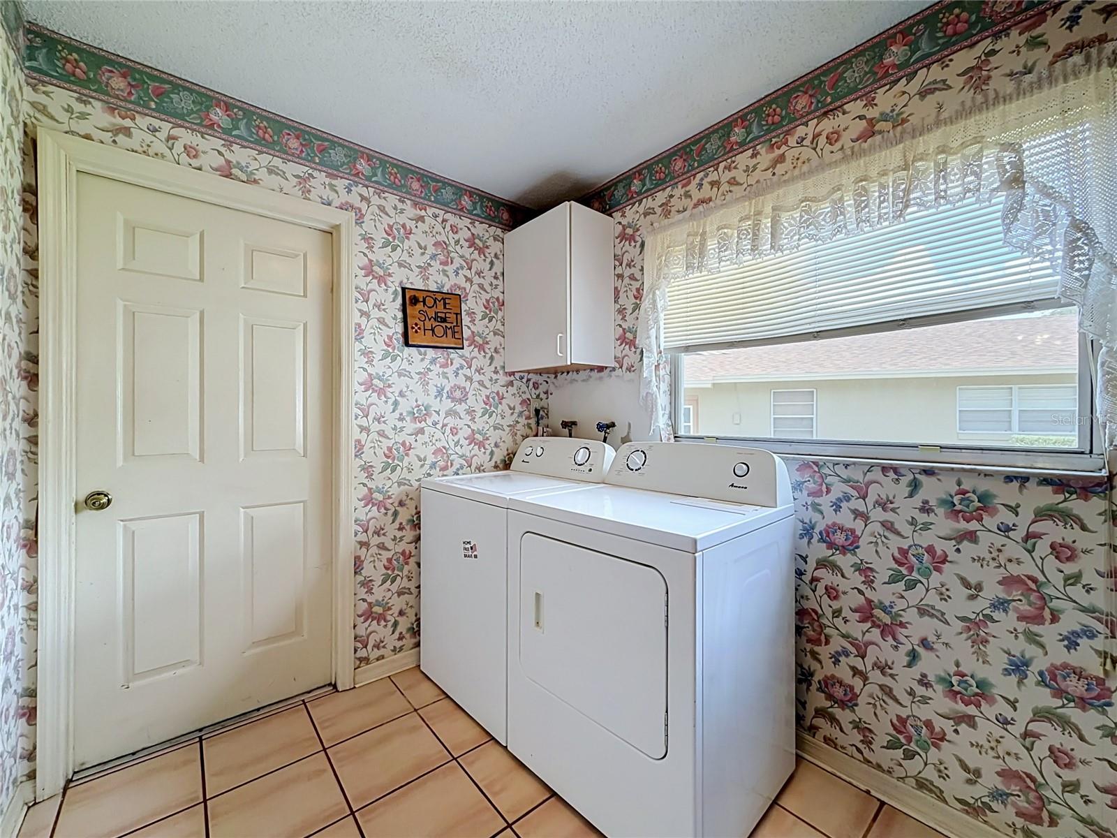 4148 Floralwood Ct Property Photo 28