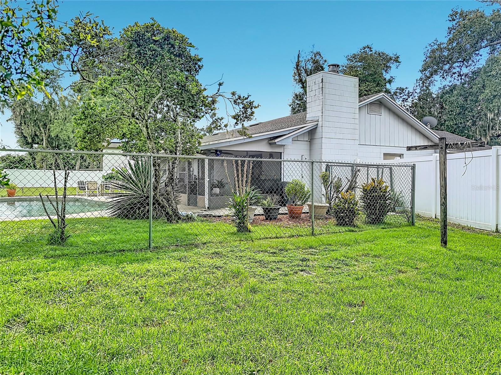 4148 Floralwood Ct Property Photo 46