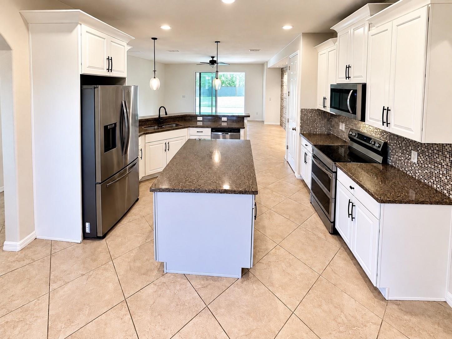 4464 Indigo Sky Ln Property Photo 5