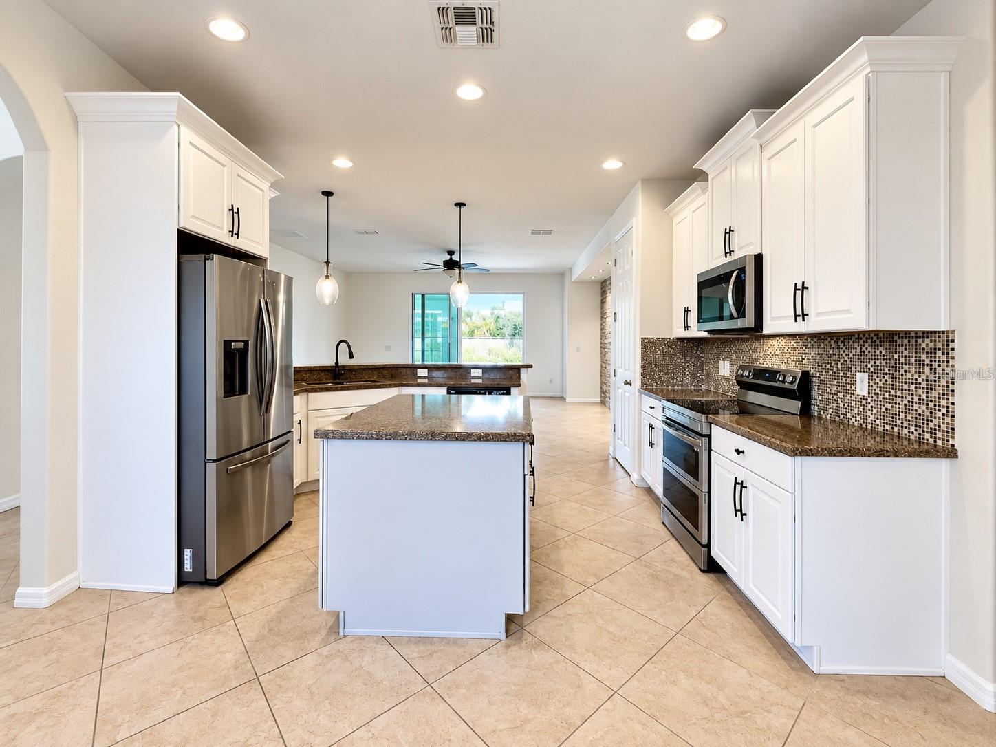 4464 Indigo Sky Ln Property Photo 6