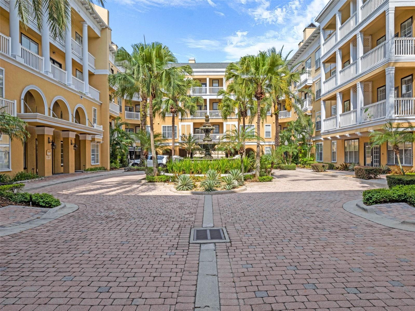 860 N Orange Ave #112 Property Photo 43