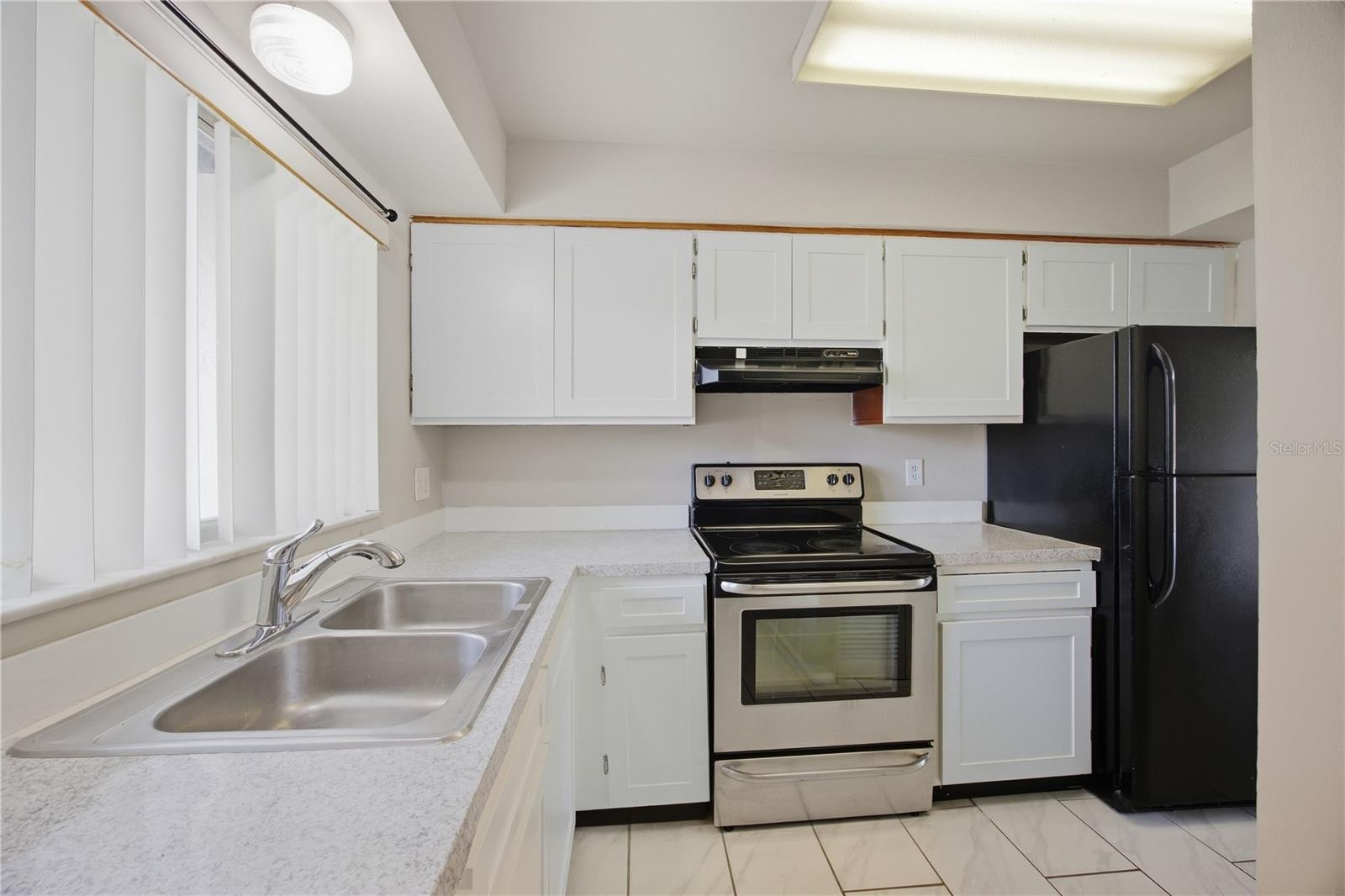 206 Watts Ln #b Property Photo 2
