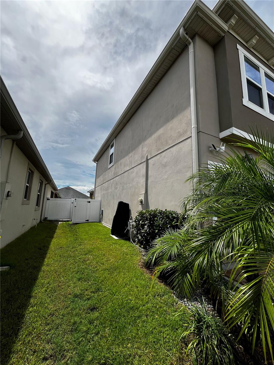 8118 Platts Ave Property Photo 5