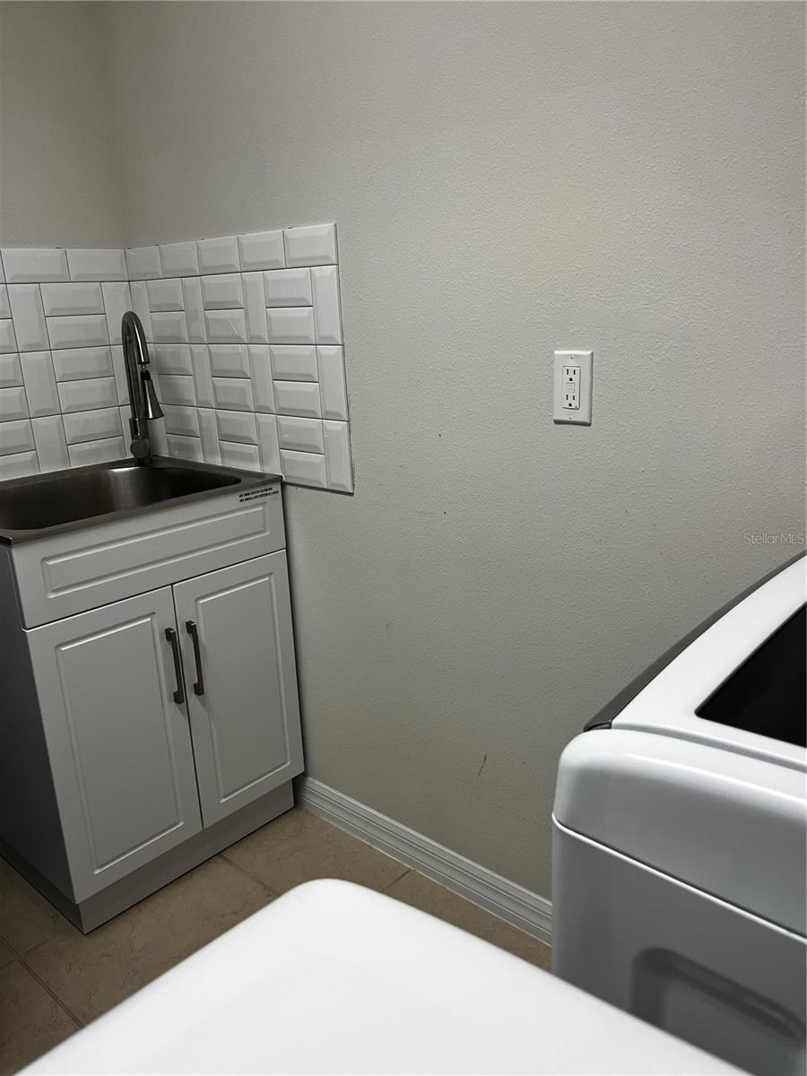 8118 Platts Ave Property Photo 36