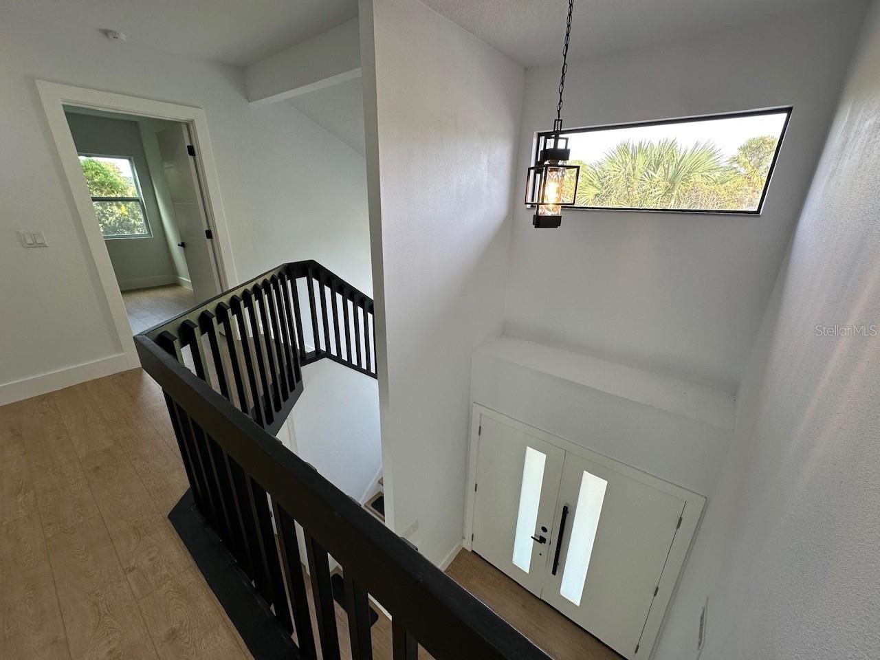 2462 Albany Dr Property Photo 22