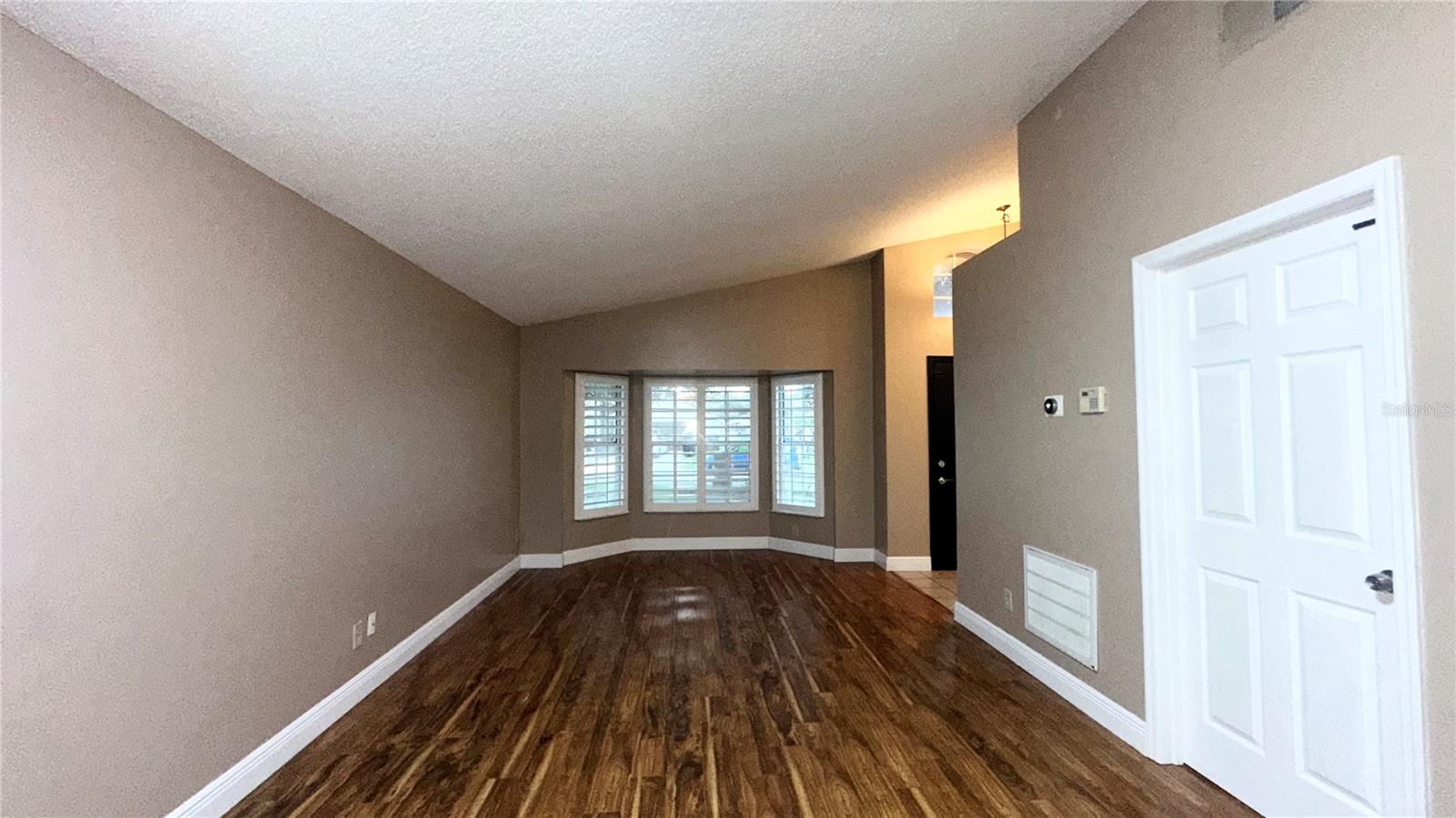 8636 Fort Jefferson Blvd Property Photo 10
