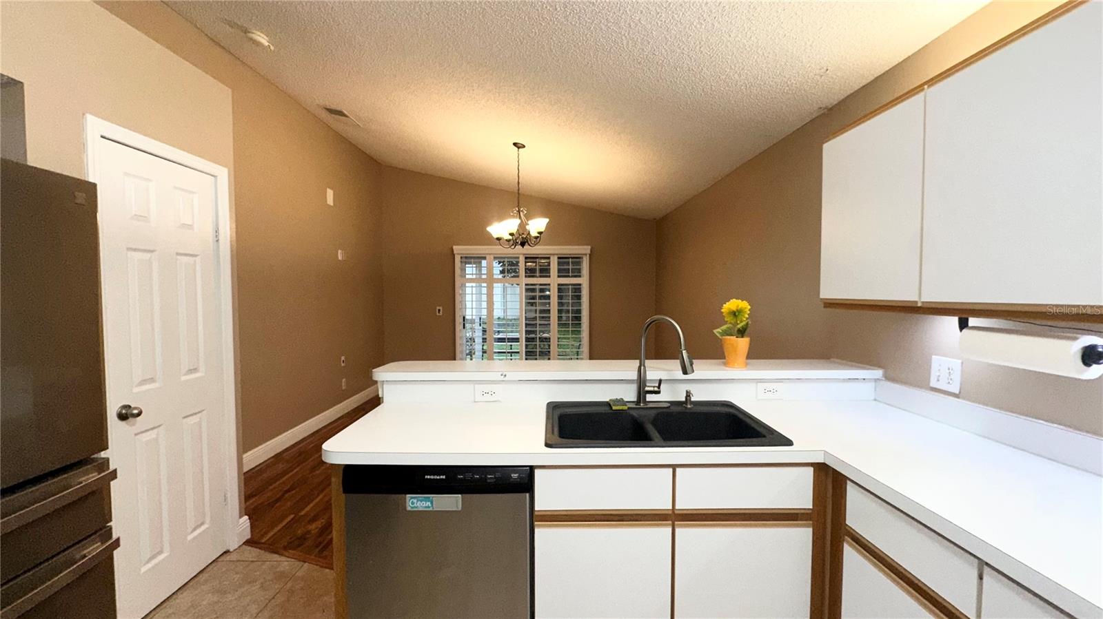 8636 Fort Jefferson Blvd Property Photo 18