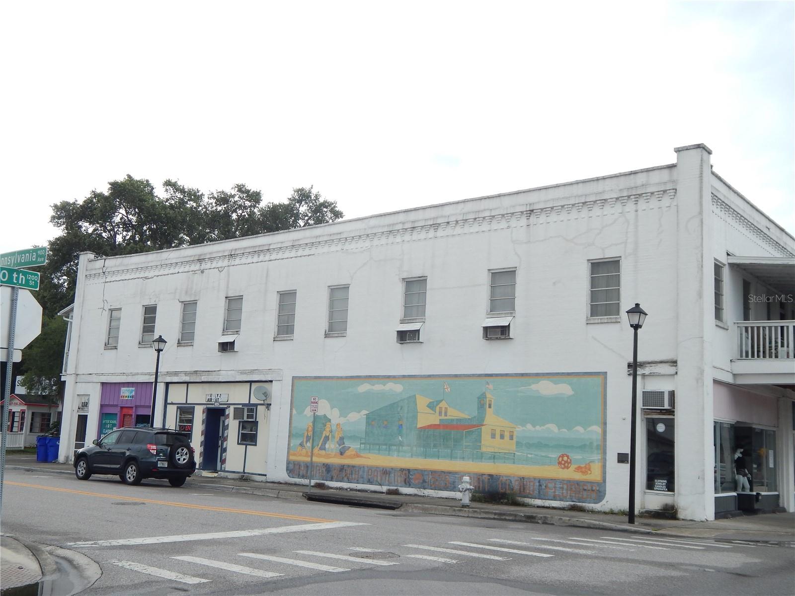 921 Pennsylvania Ave #f Property Photo 1