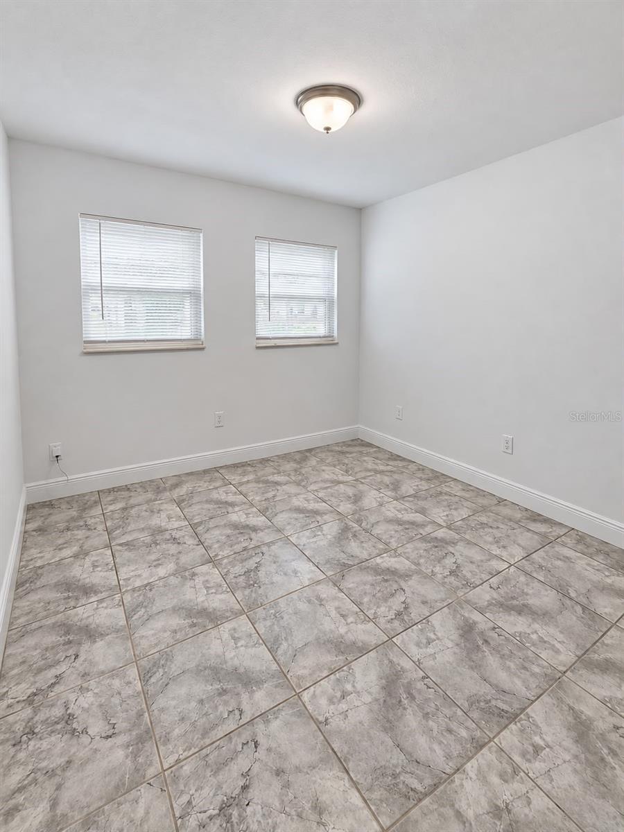 S5158469 Property Photo 4