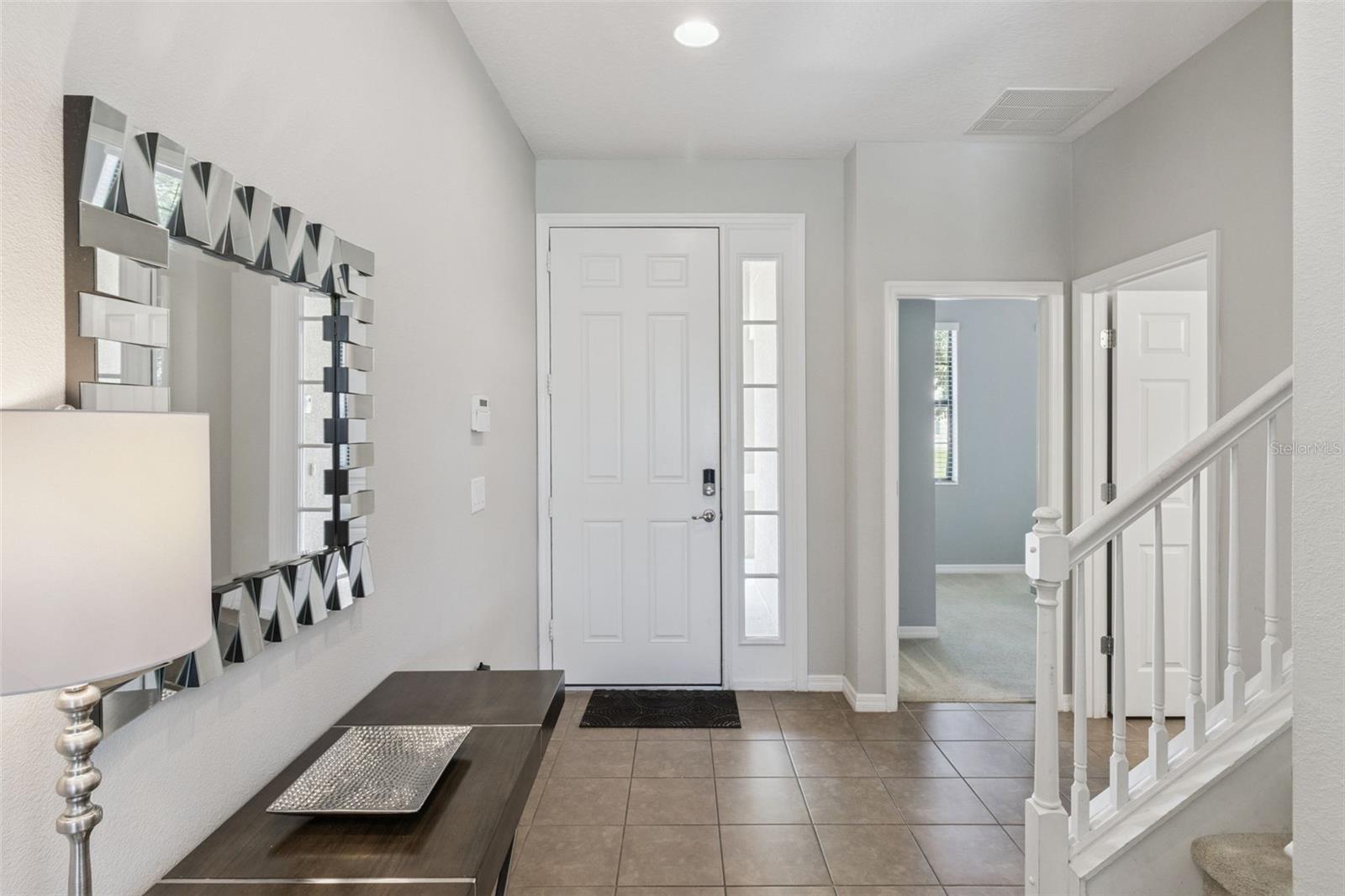 2566 Rosemont Cir Property Photo 5