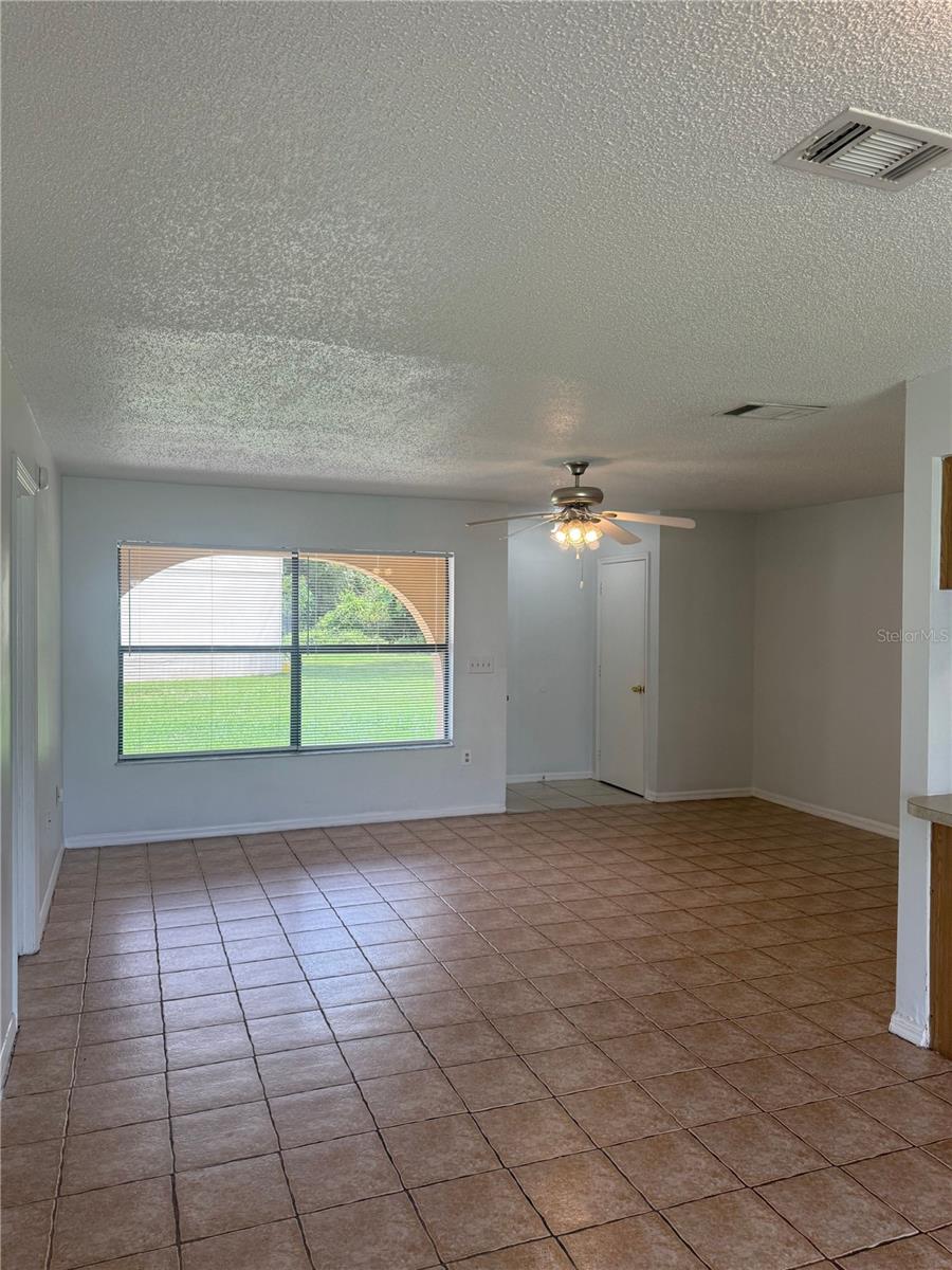 627 Bittern Ct #a Property Photo 9
