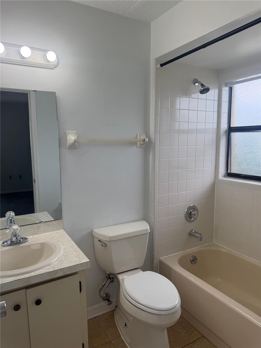 627 Bittern Ct #a Property Photo 25