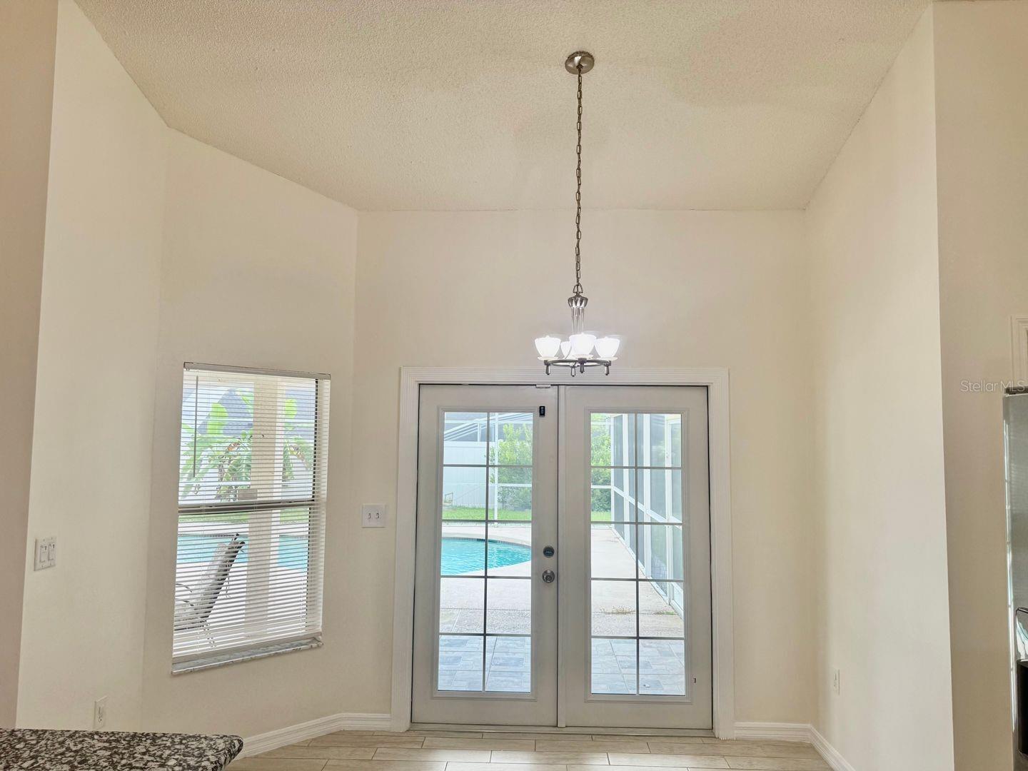 5624 Mandarin Ct Property Photo 7