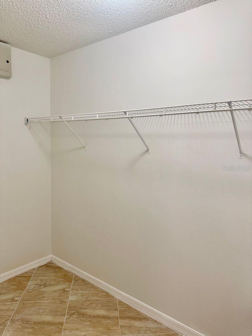 5624 Mandarin Ct Property Photo 15