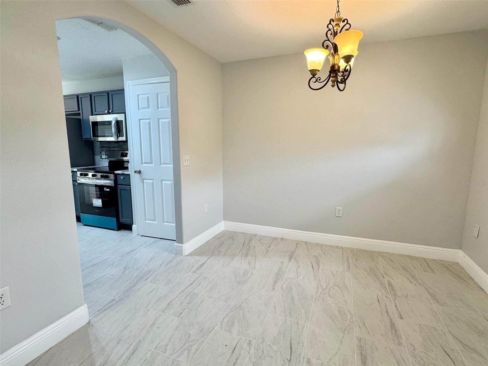 1711 Redfin Way Property Photo 3