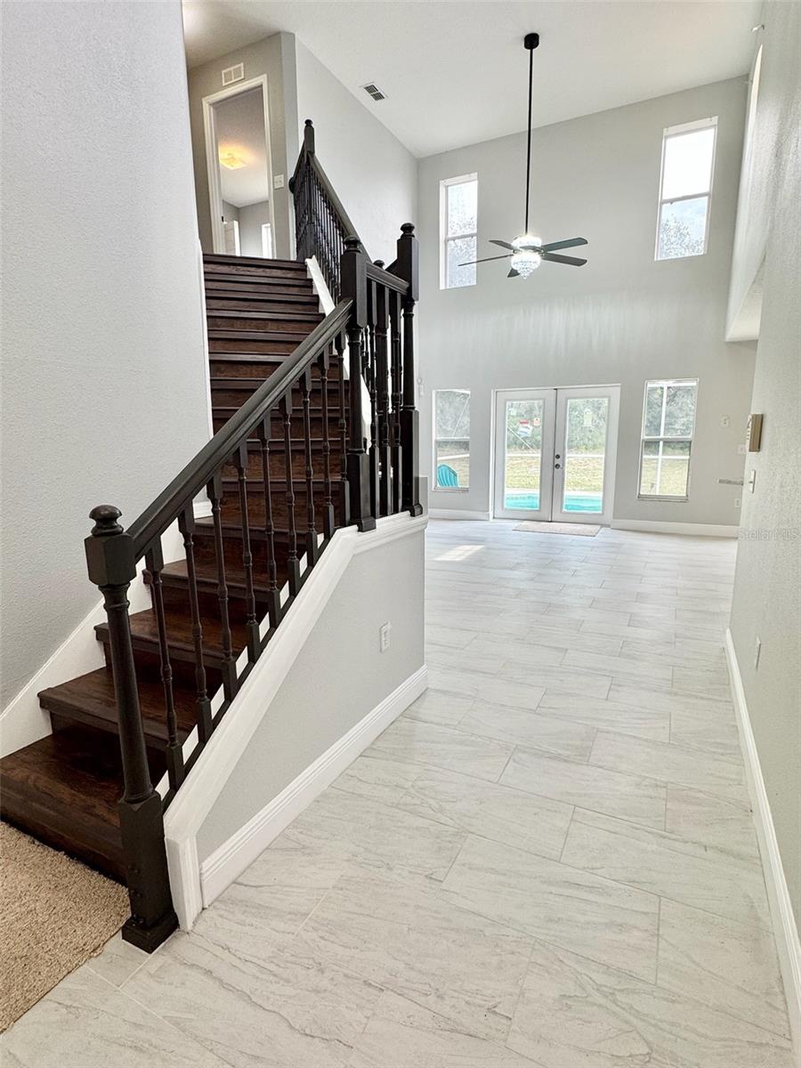 1711 Redfin Way Property Photo 4