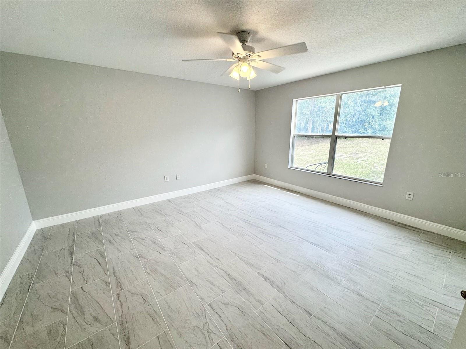 1711 Redfin Way Property Photo 11