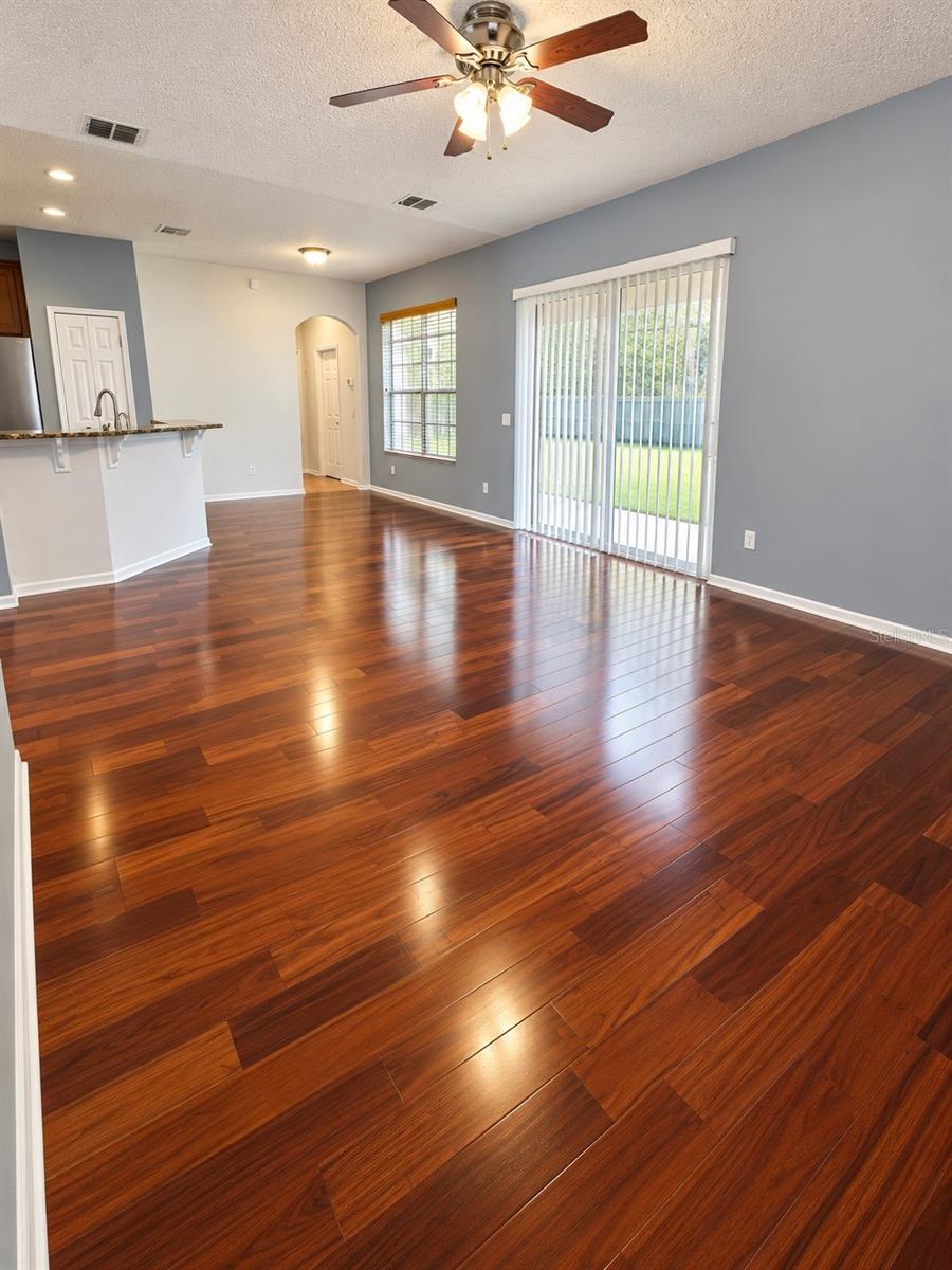 7438 Chelsea Harbour Dr Property Photo 7