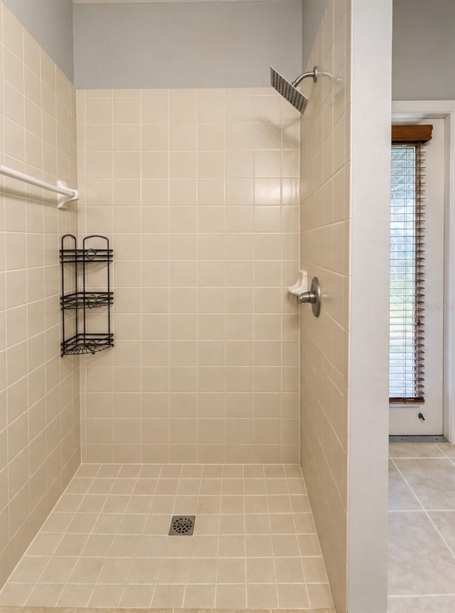 7438 Chelsea Harbour Dr Property Photo 15