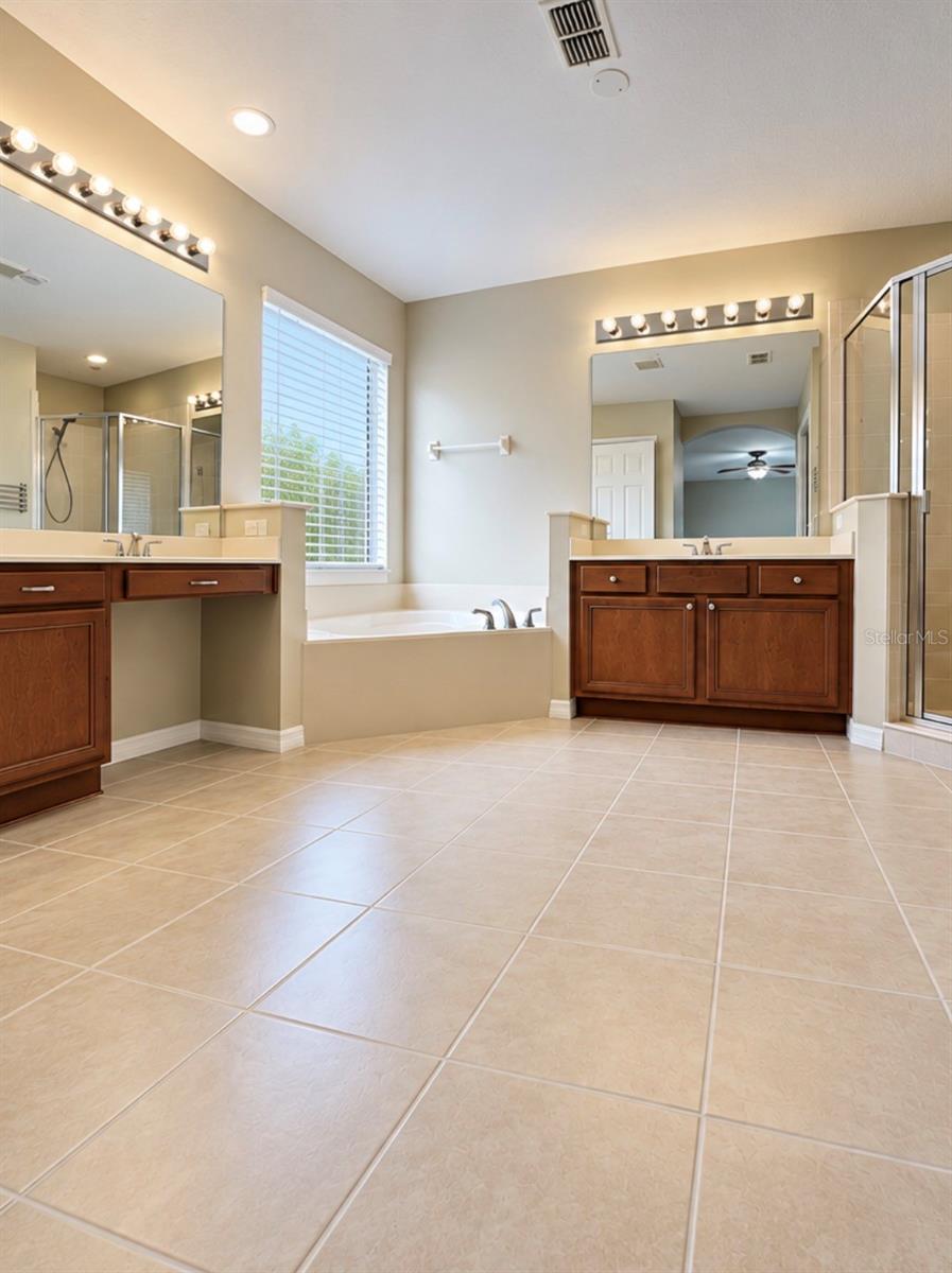 7438 Chelsea Harbour Dr Property Photo 22