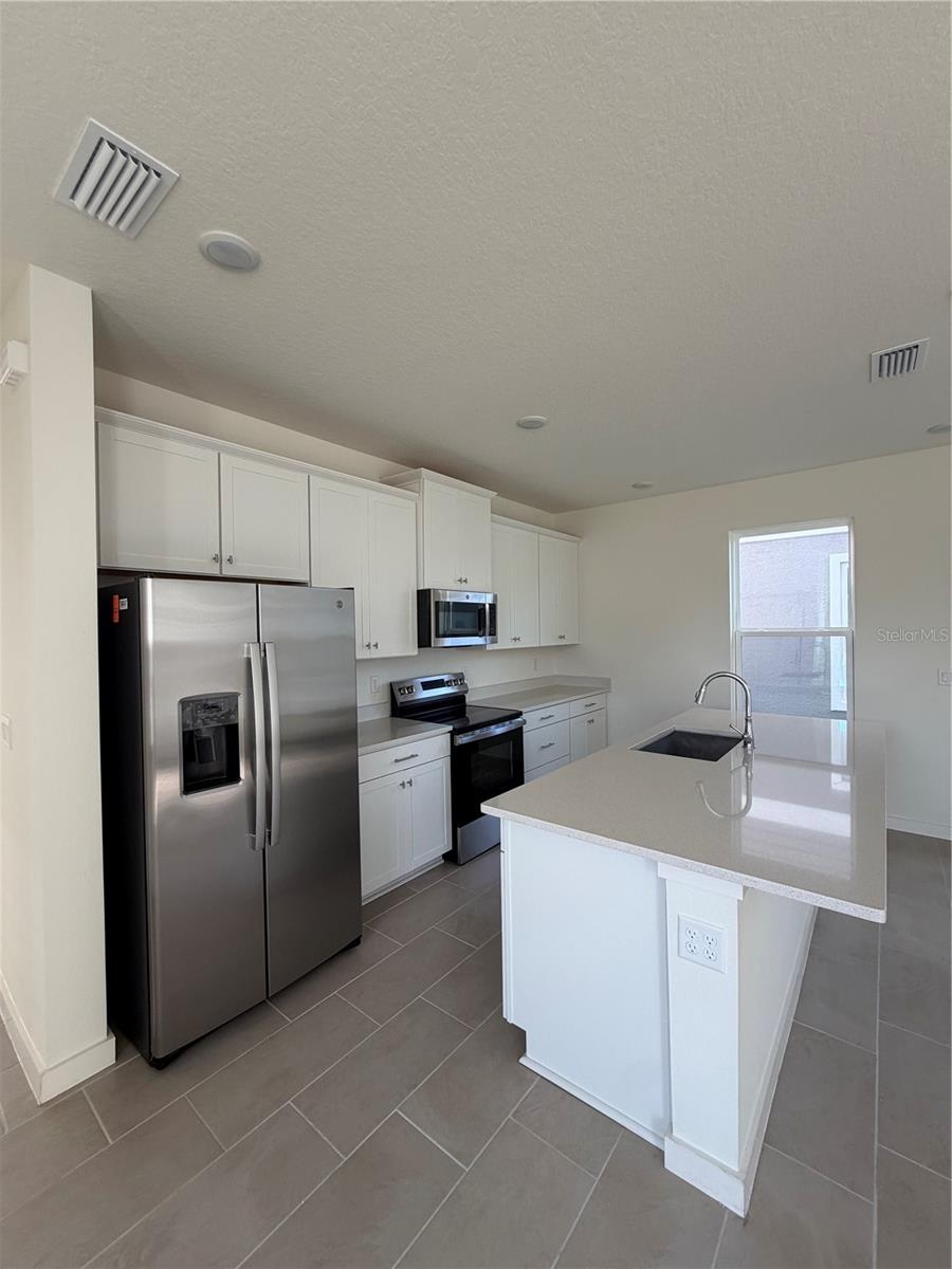 2059 Iorio St Property Photo 12