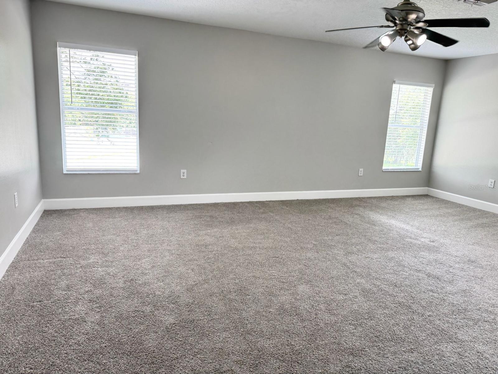 10313 Stratford Pointe Ave Property Photo 8